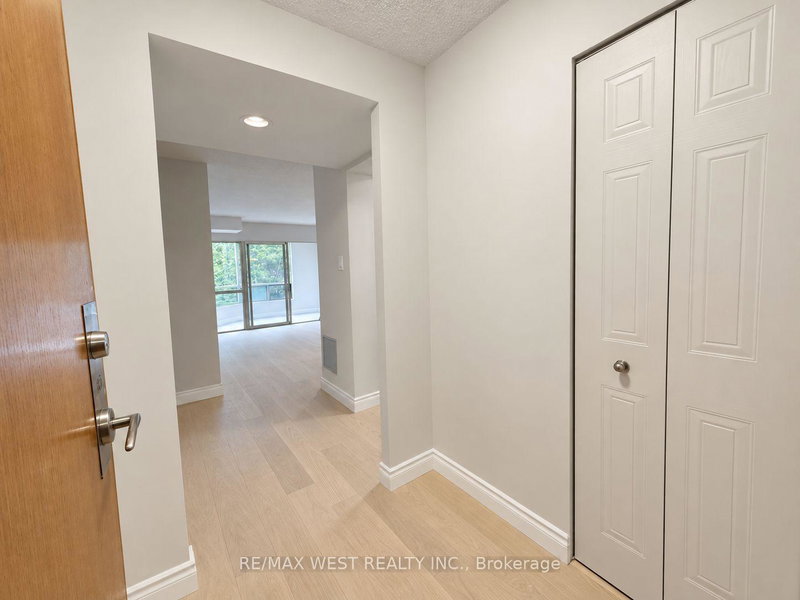 Image of home for listing MLS® W13864380