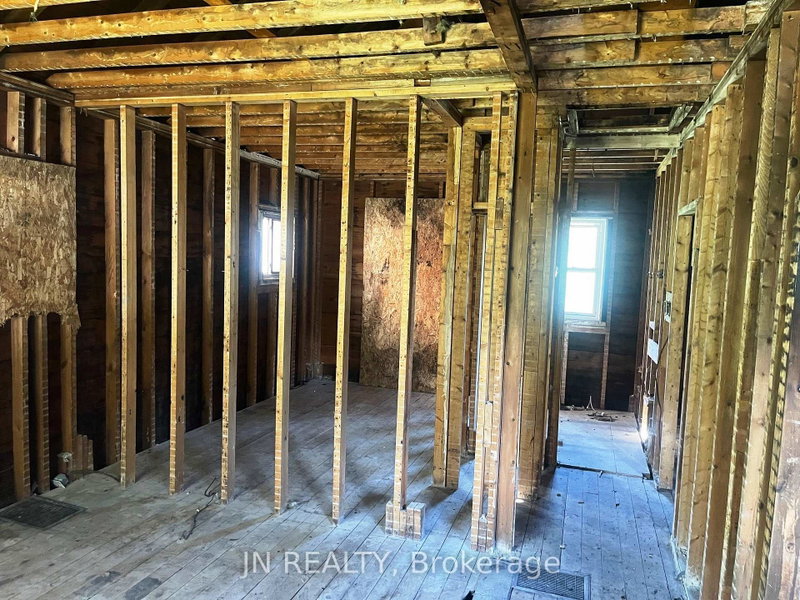 Image of home for listing MLS® W13864632