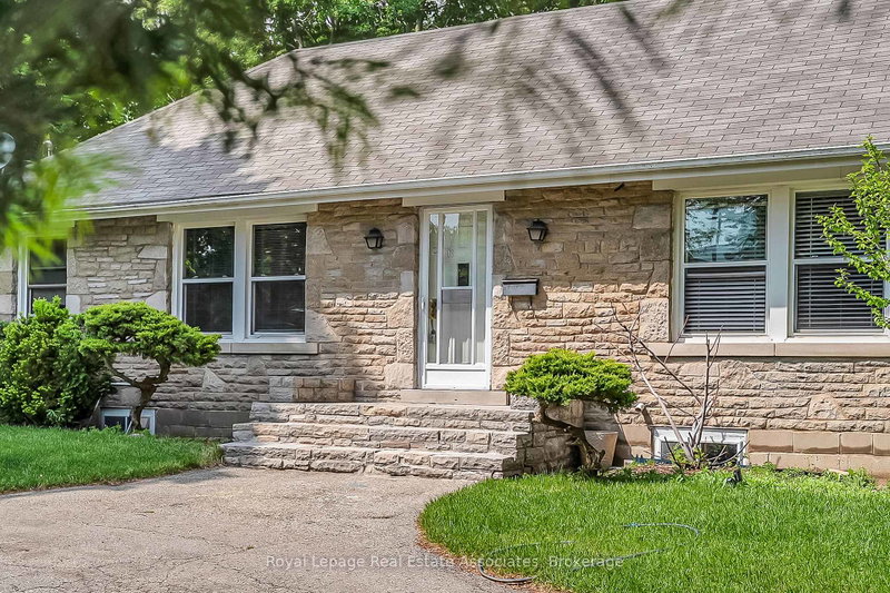 Image of home for listing MLS® W13875734