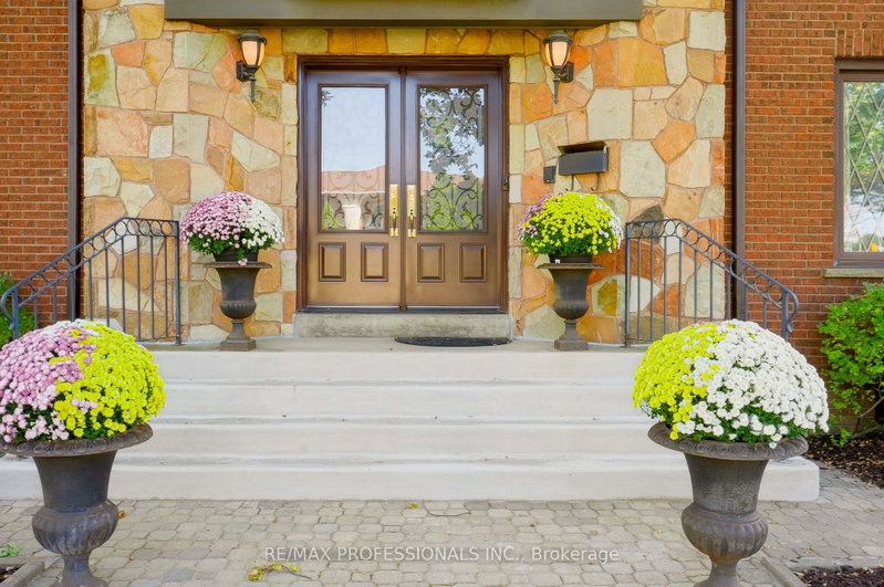 Image of home for listing MLS® W14004240
