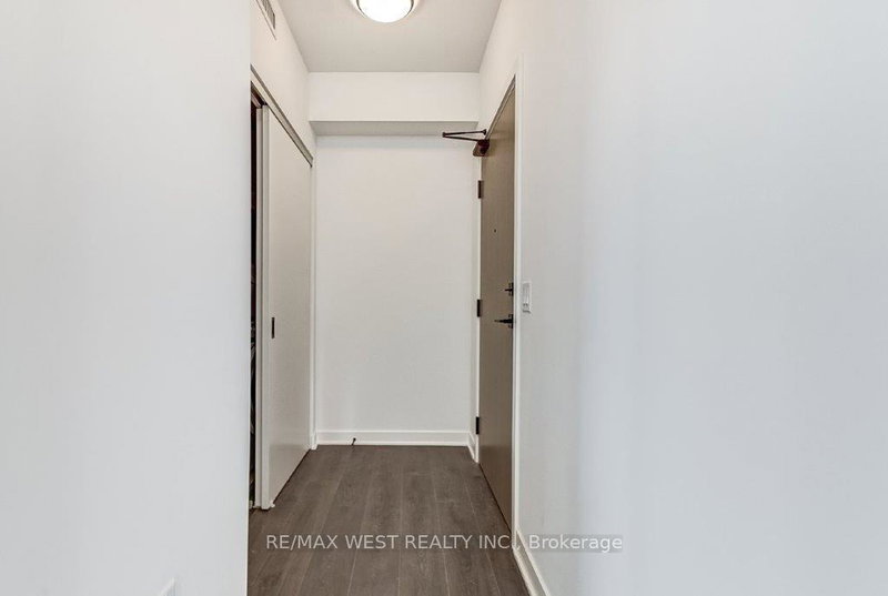 Image of home for listing MLS® W14008144