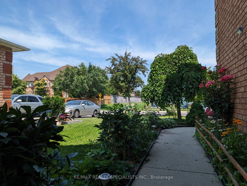 Image of home for listing MLS® W14012428