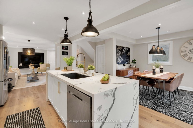 Image of home for listing MLS® W14027962