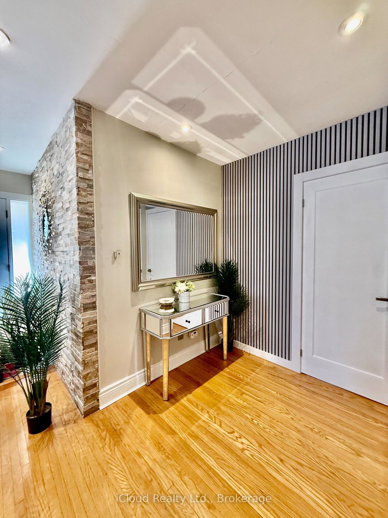 Image of home for listing MLS® W14031336