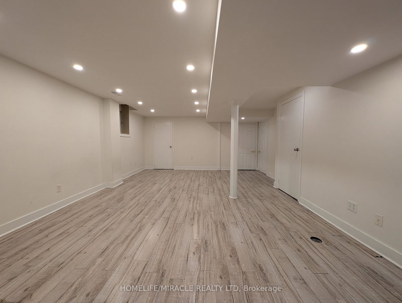 Image of home for listing MLS® W14081278