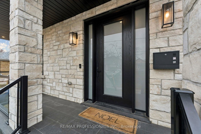 Image of home for listing MLS® W14093764