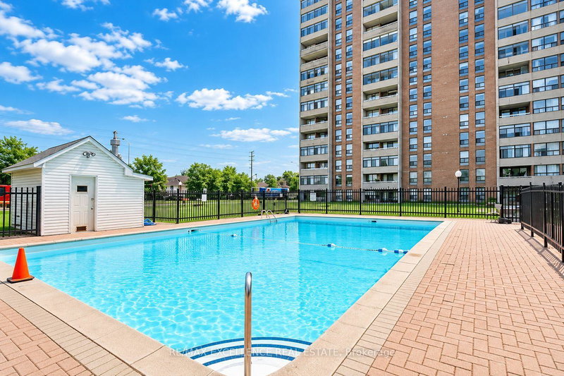 Image of home for listing MLS® W14104414