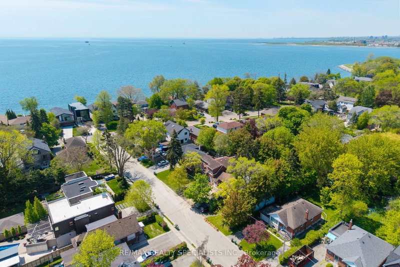 Image of home for listing MLS® W14107400