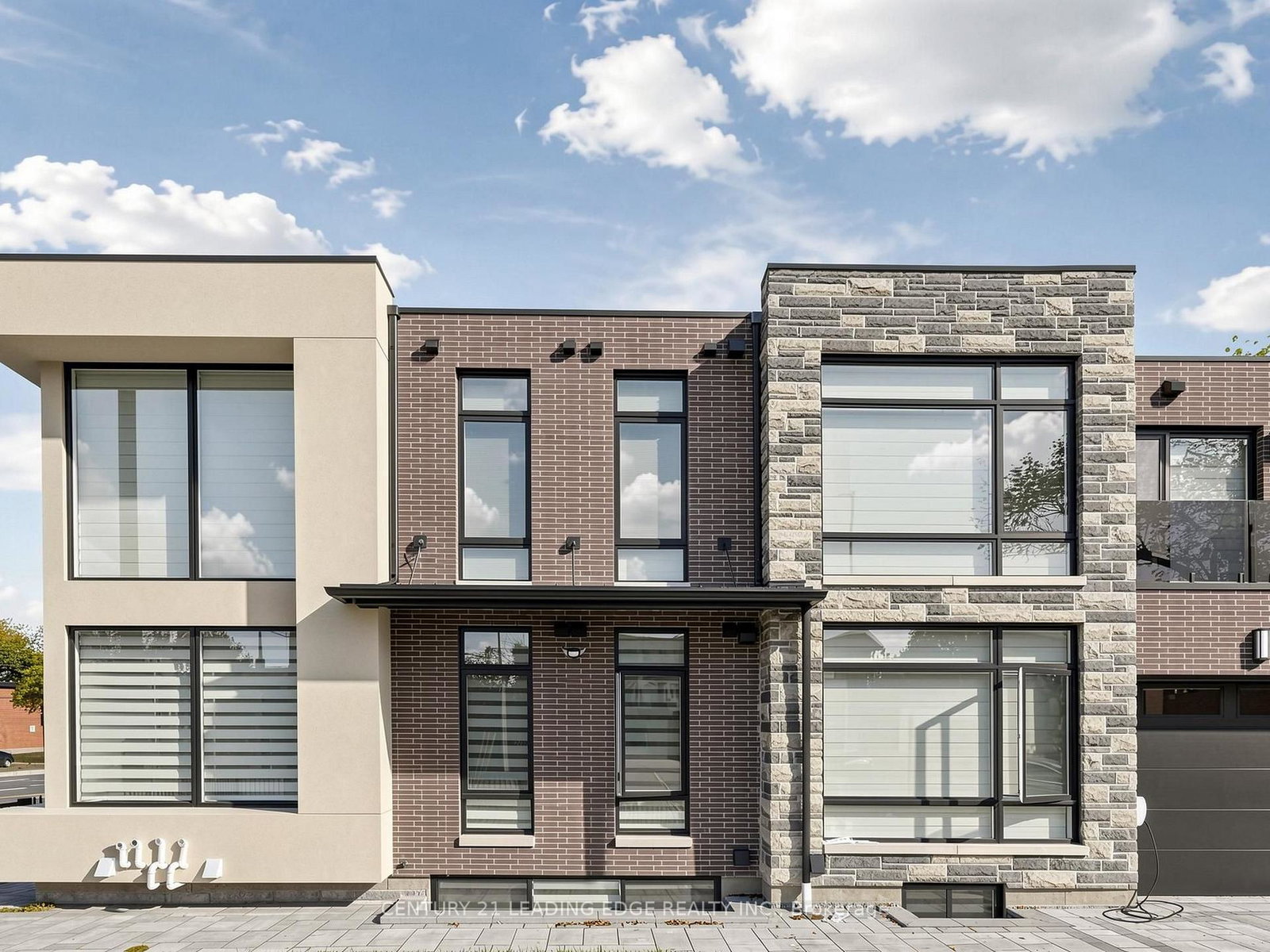 Image of home for listing MLS® W14111910