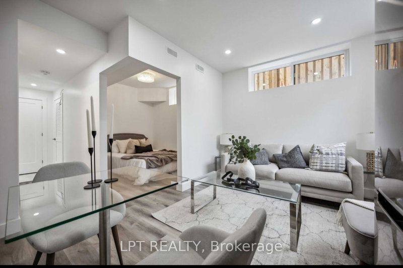 Image of home for listing MLS® W14115092