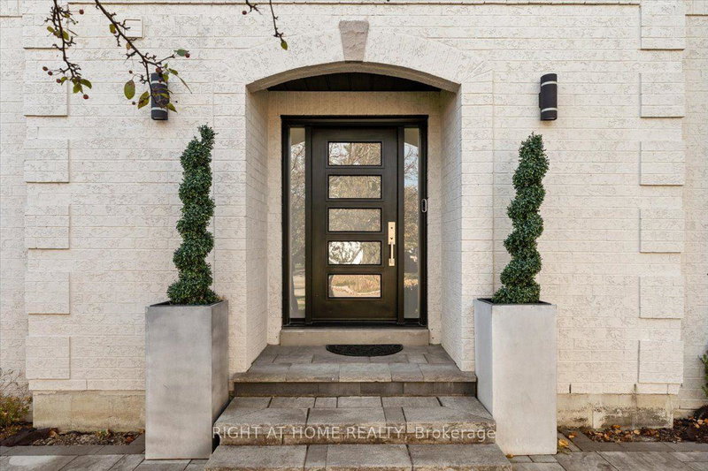 Image of home for listing MLS® W14115138