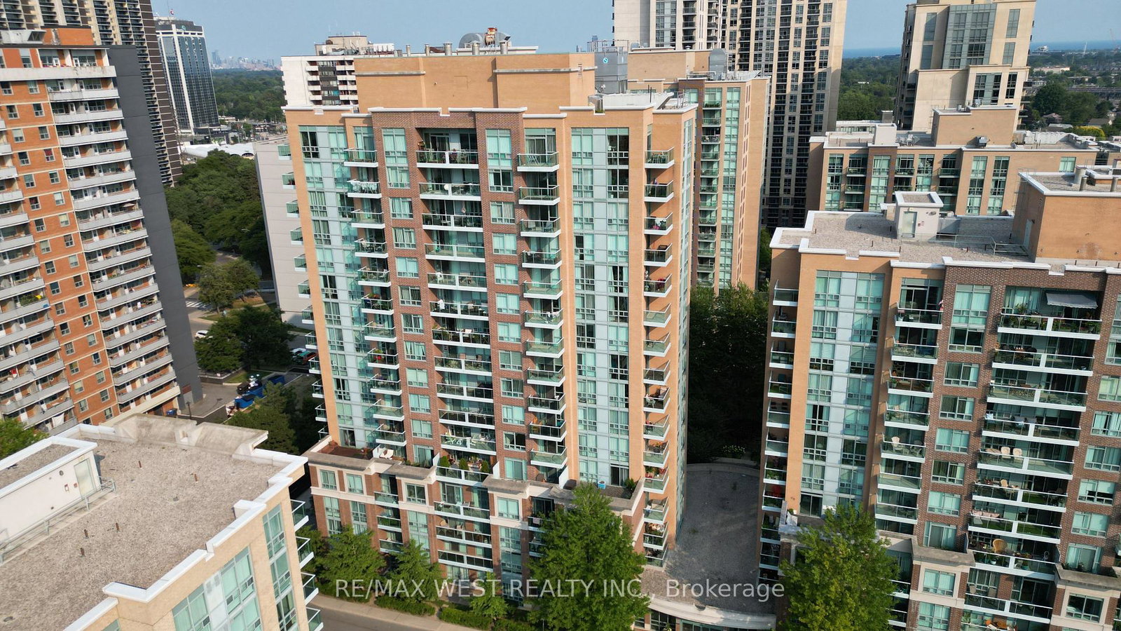 Image of home for listing MLS® W14116956