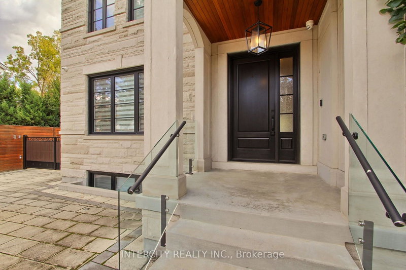 Image of home for listing MLS® W14117956