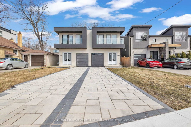 Image of home for listing MLS® W14118300