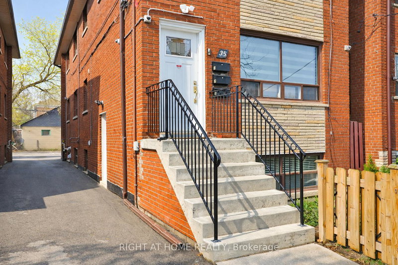 Image of home for listing MLS® W14118946