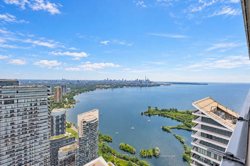 Image of home for listing MLS® W14120082