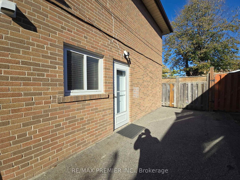 Image of home for listing MLS® W14121424