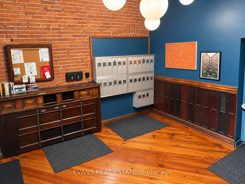 Image of home for listing MLS® W14122278