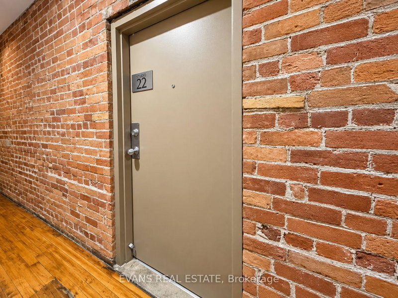 Image of home for listing MLS® W14122278
