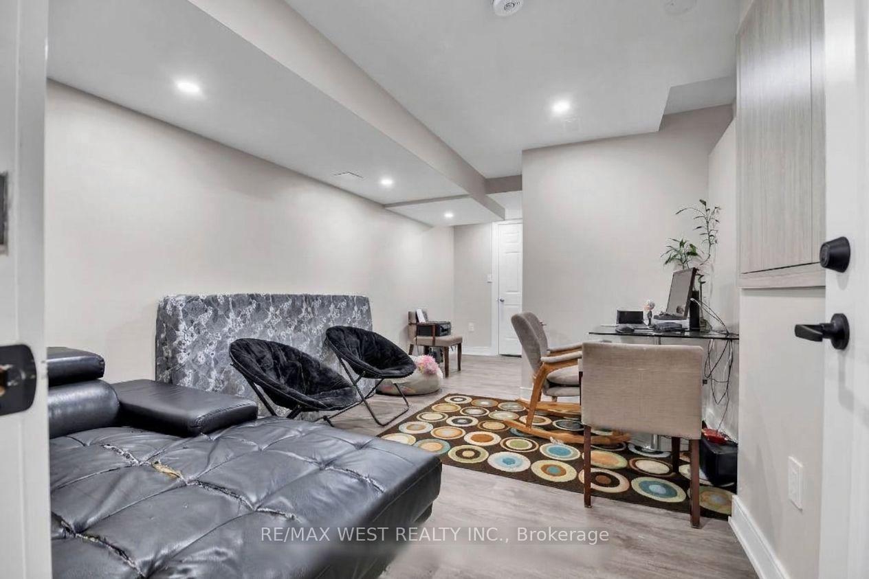 Image of home for listing MLS® W14122414