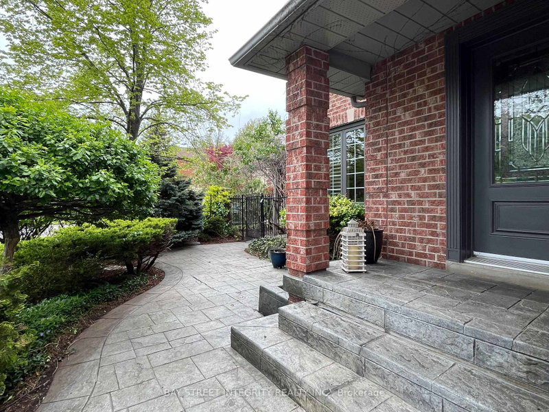 Image of home for listing MLS® W14123368