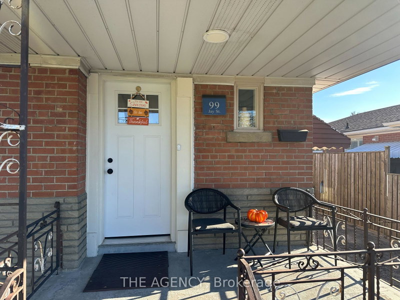 Image of home for listing MLS® W14123936
