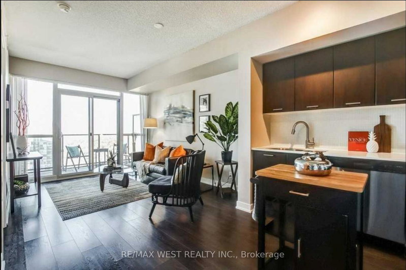 Image of home for listing MLS® W14123948