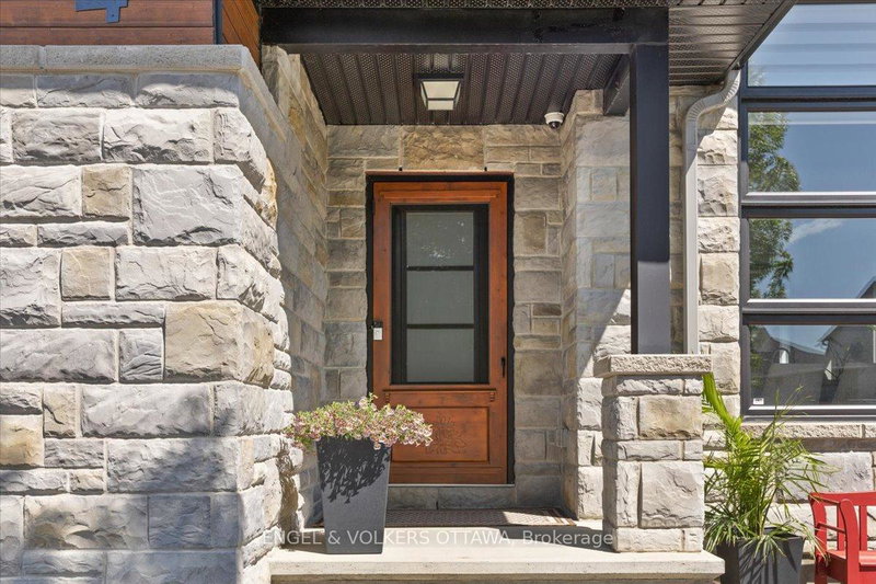 Image of home for listing MLS® X13221492