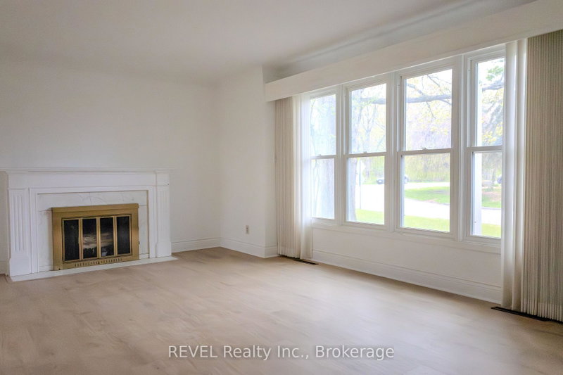 Image of home for listing MLS® X13582018