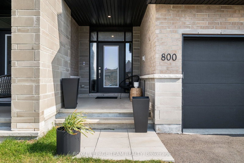 Image of home for listing MLS® X13628092