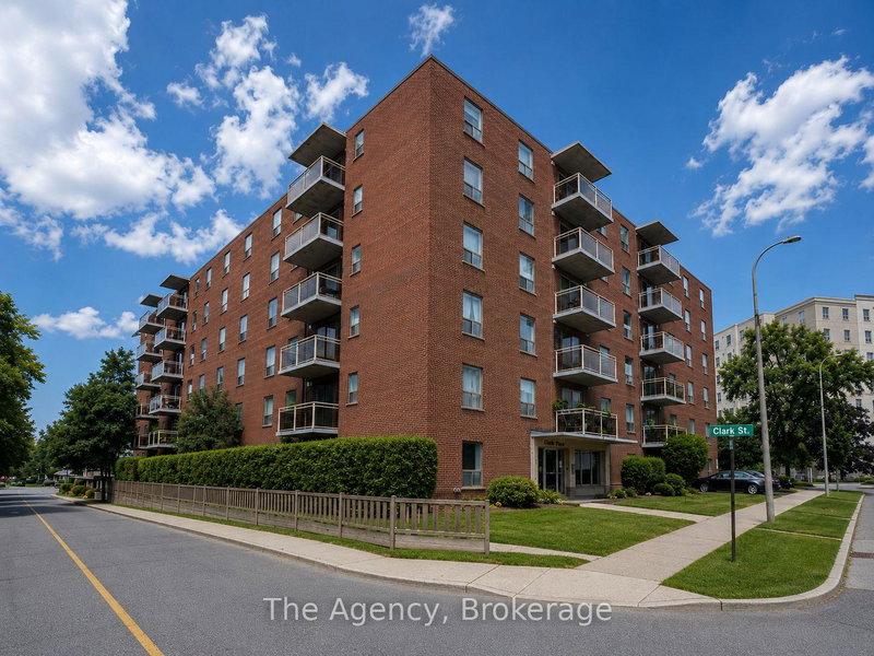 Image of home for listing MLS® X13685366