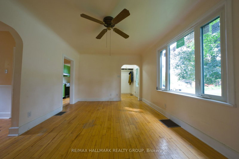 Image of home for listing MLS® X13714508