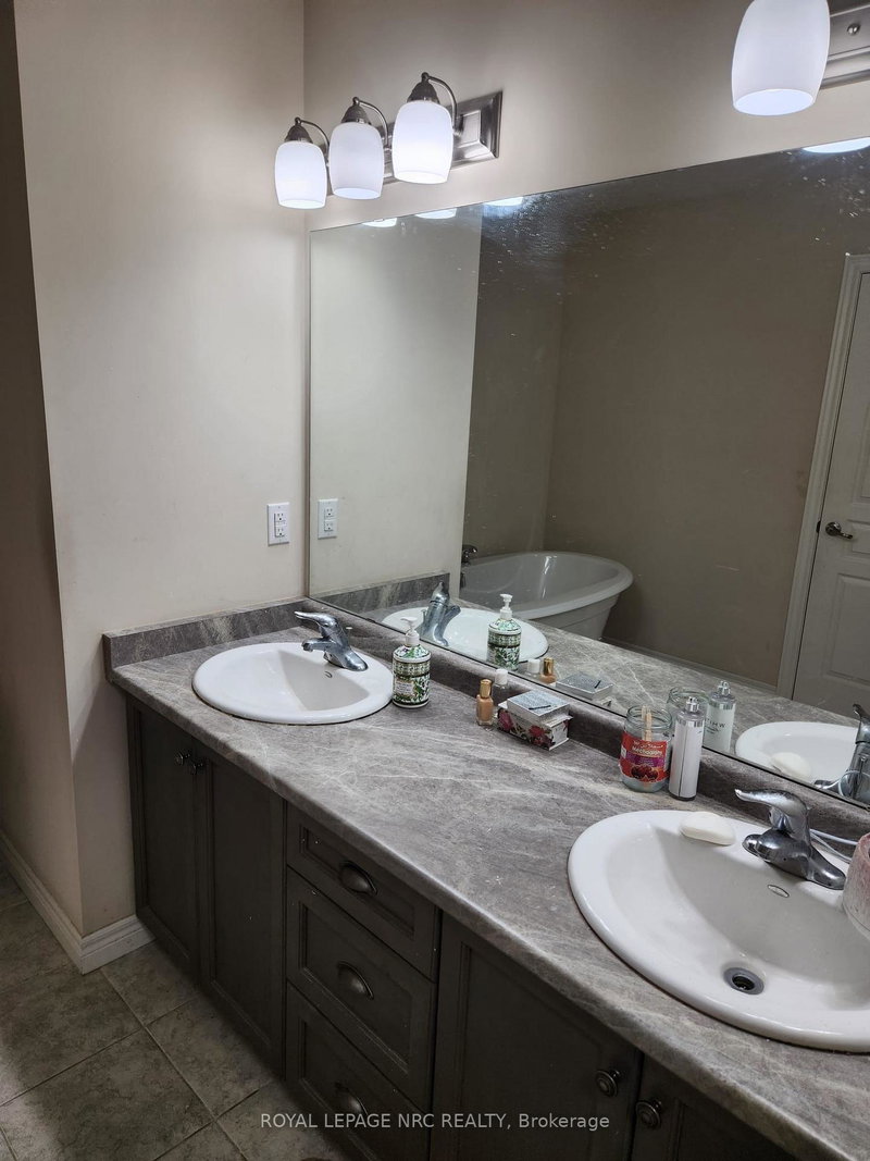 Image of home for listing MLS® X13739428