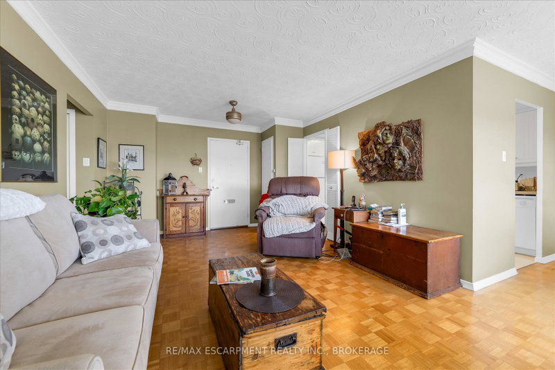 Image of home for listing MLS® X13746798