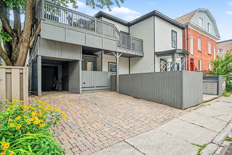 Image of home for listing MLS® X13753948