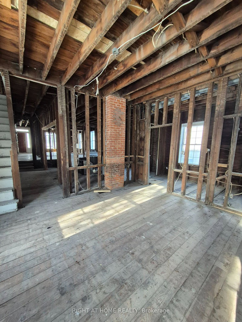 Image of home for listing MLS® X13758400