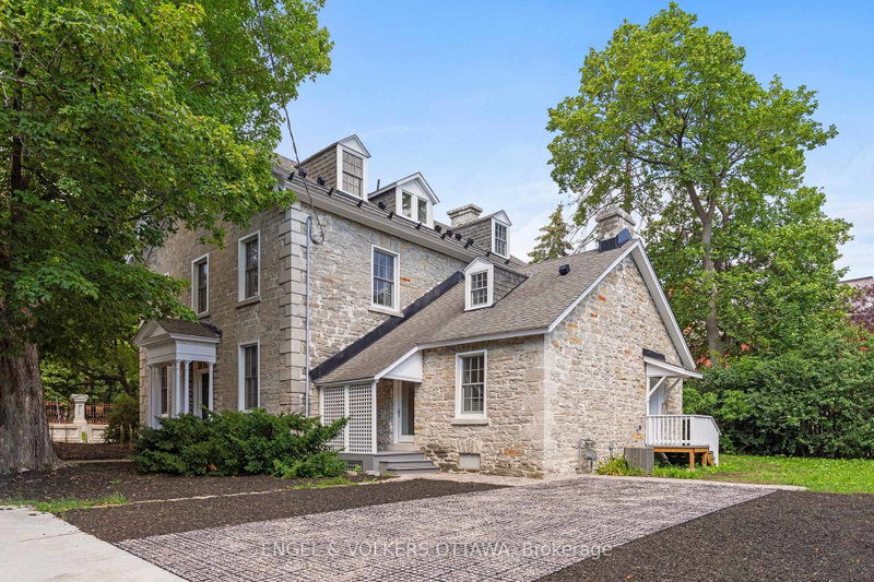 Image of home for listing MLS® X13774176