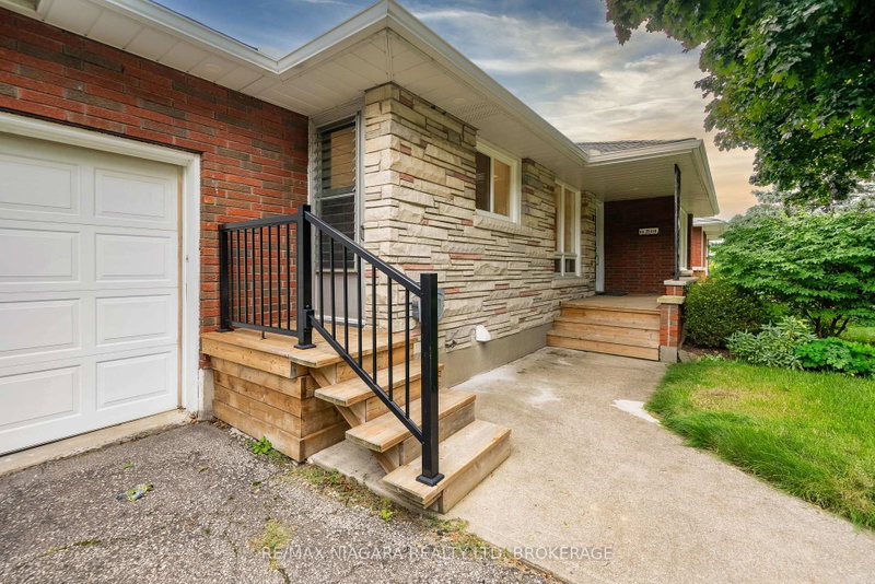 Image of home for listing MLS® X13805846