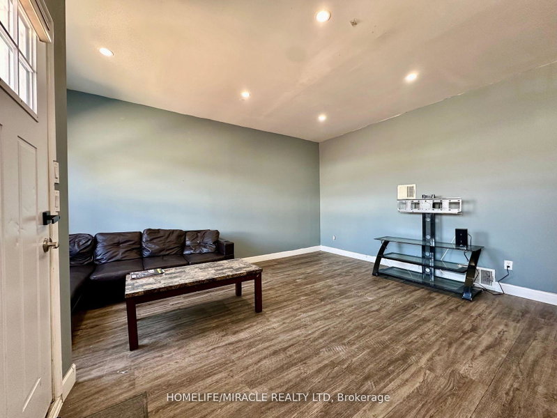 Image of home for listing MLS® X13806538