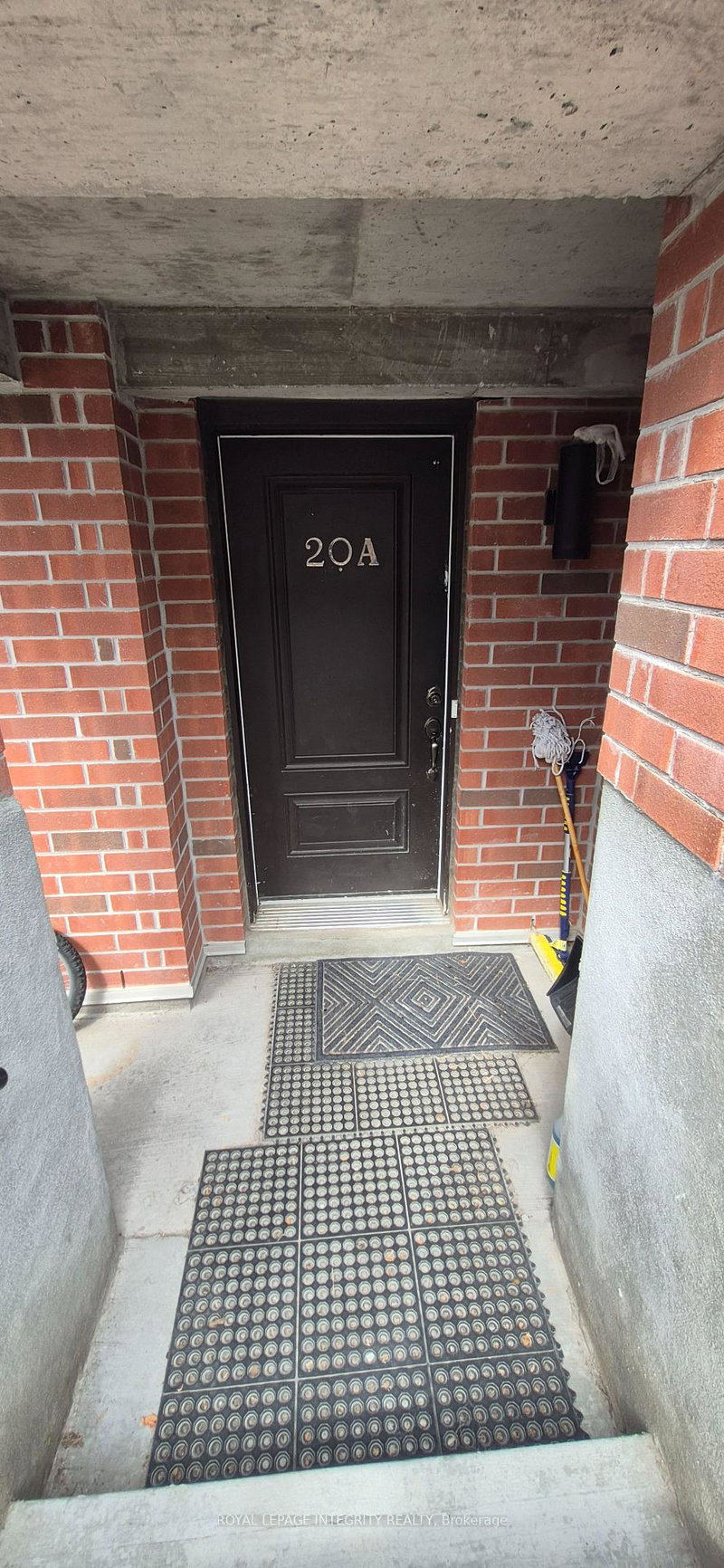 Image of home for listing MLS® X13807176
