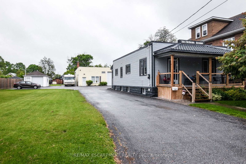 Image of home for listing MLS® X13809880
