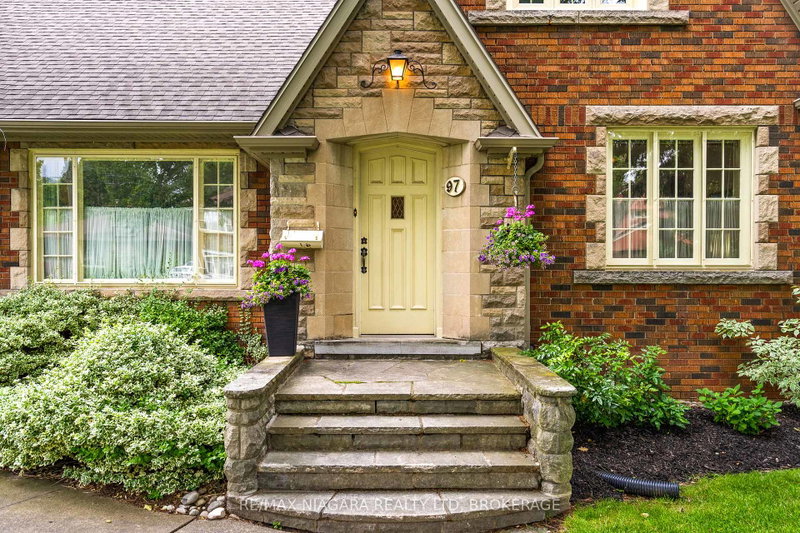 Image of home for listing MLS® X13810658