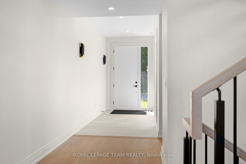 Image of home for listing MLS® X13818536