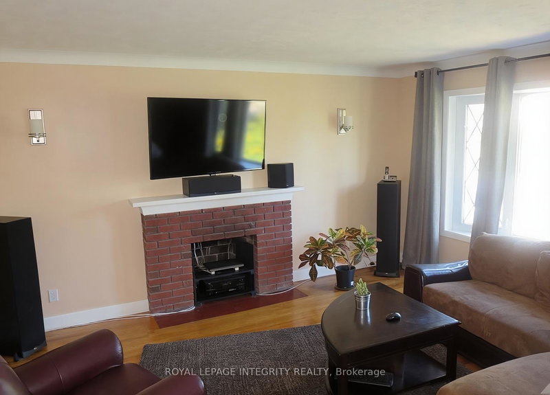 Image of home for listing MLS® X13818604