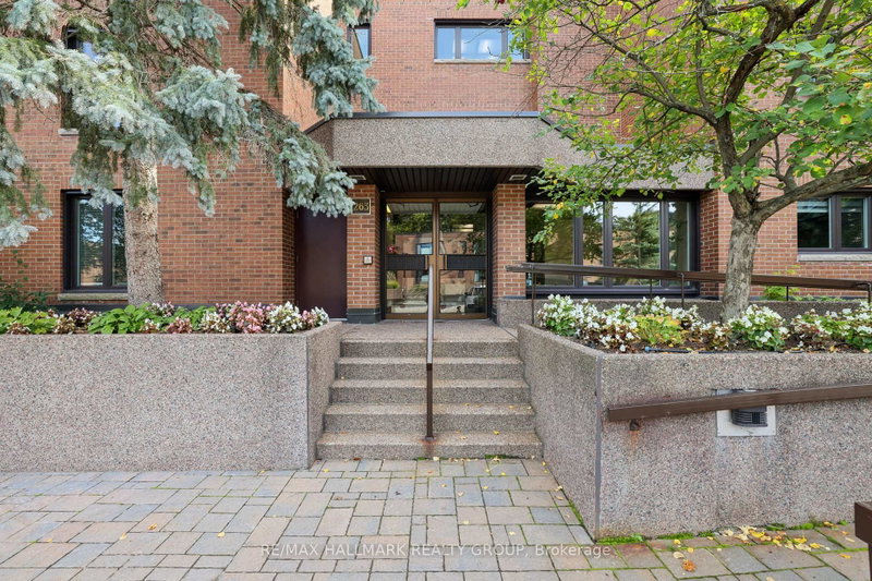 Image of home for listing MLS® X13825962