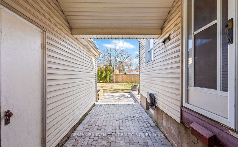 Image of home for listing MLS® X13827942