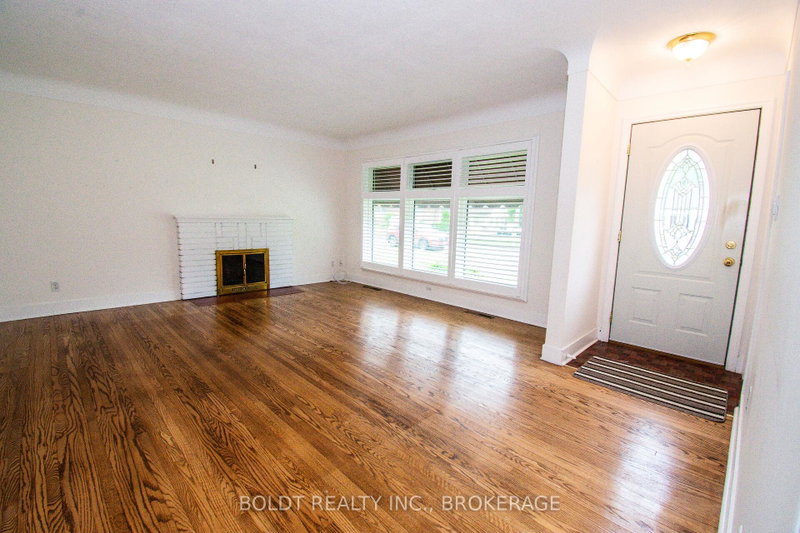 Image of home for listing MLS® X13827950