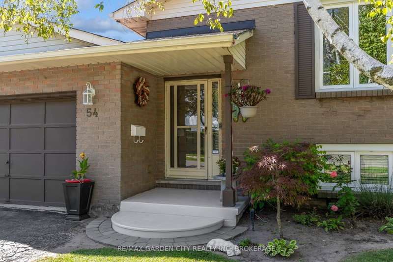 Image of home for listing MLS® X13833936