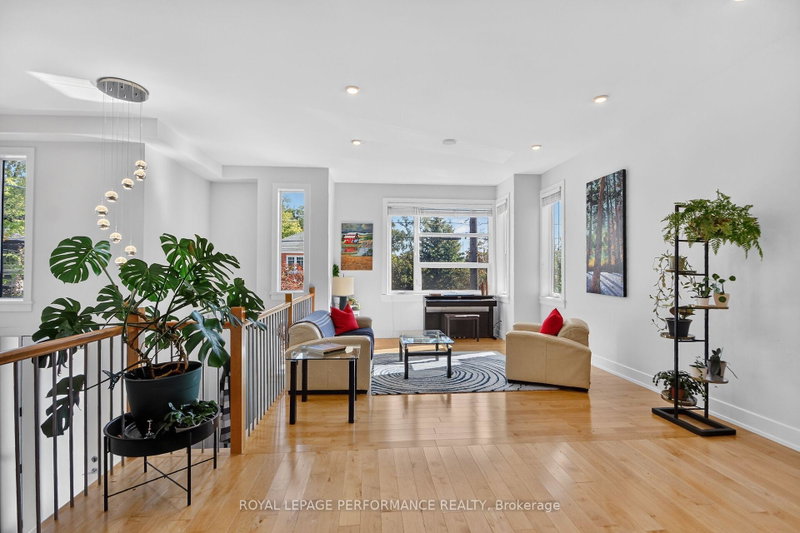 Image of home for listing MLS® X13839988