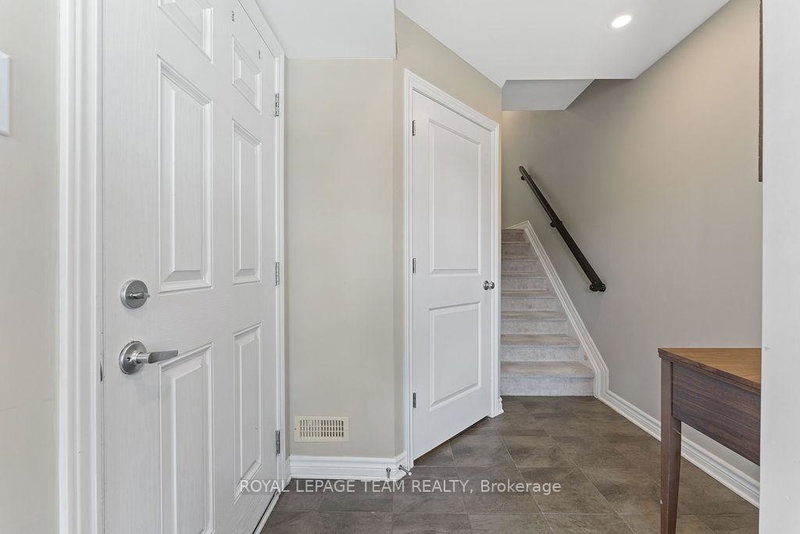 Image of home for listing MLS® X13849420